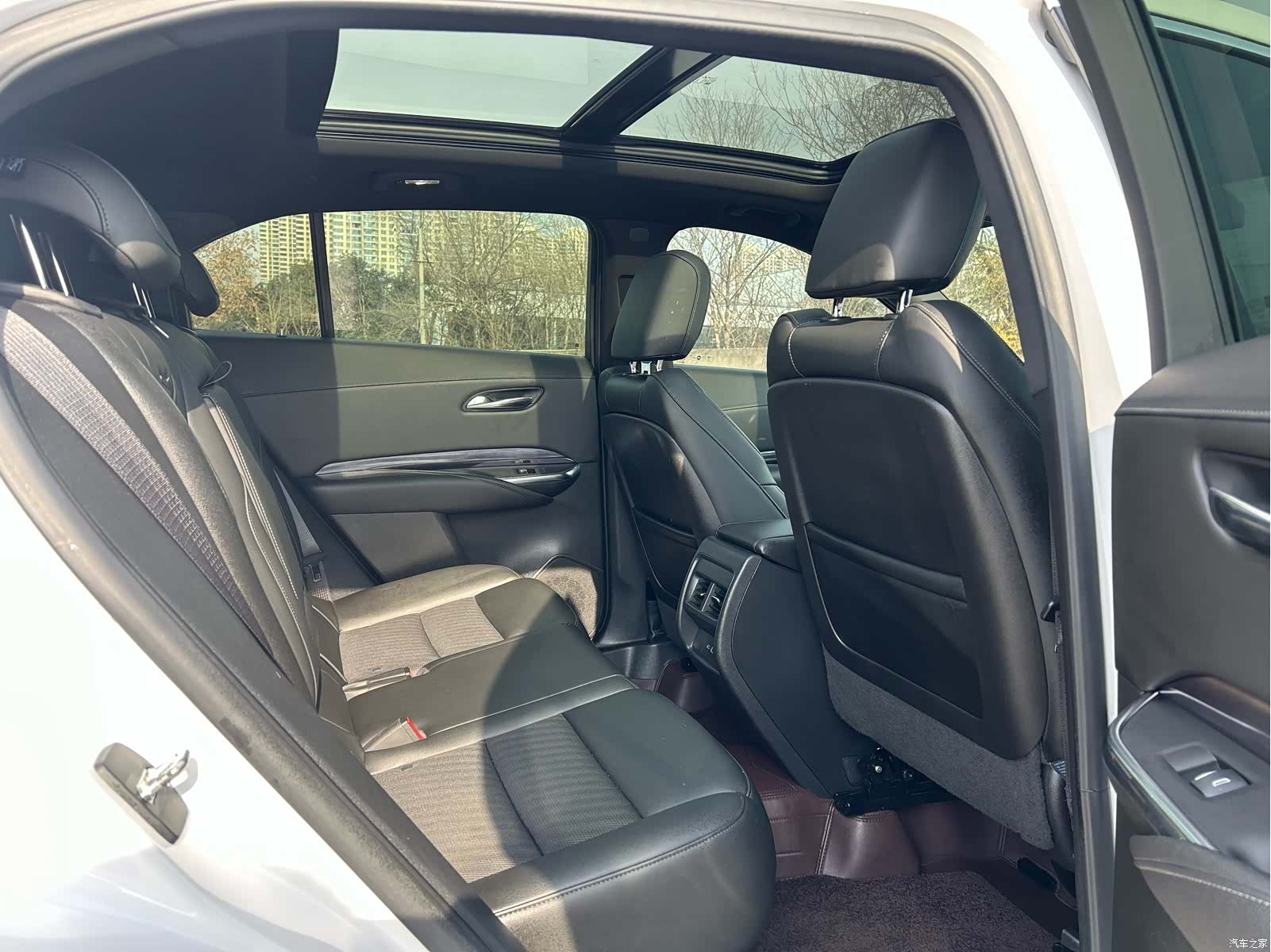 Cadillac XT4, 2021 7