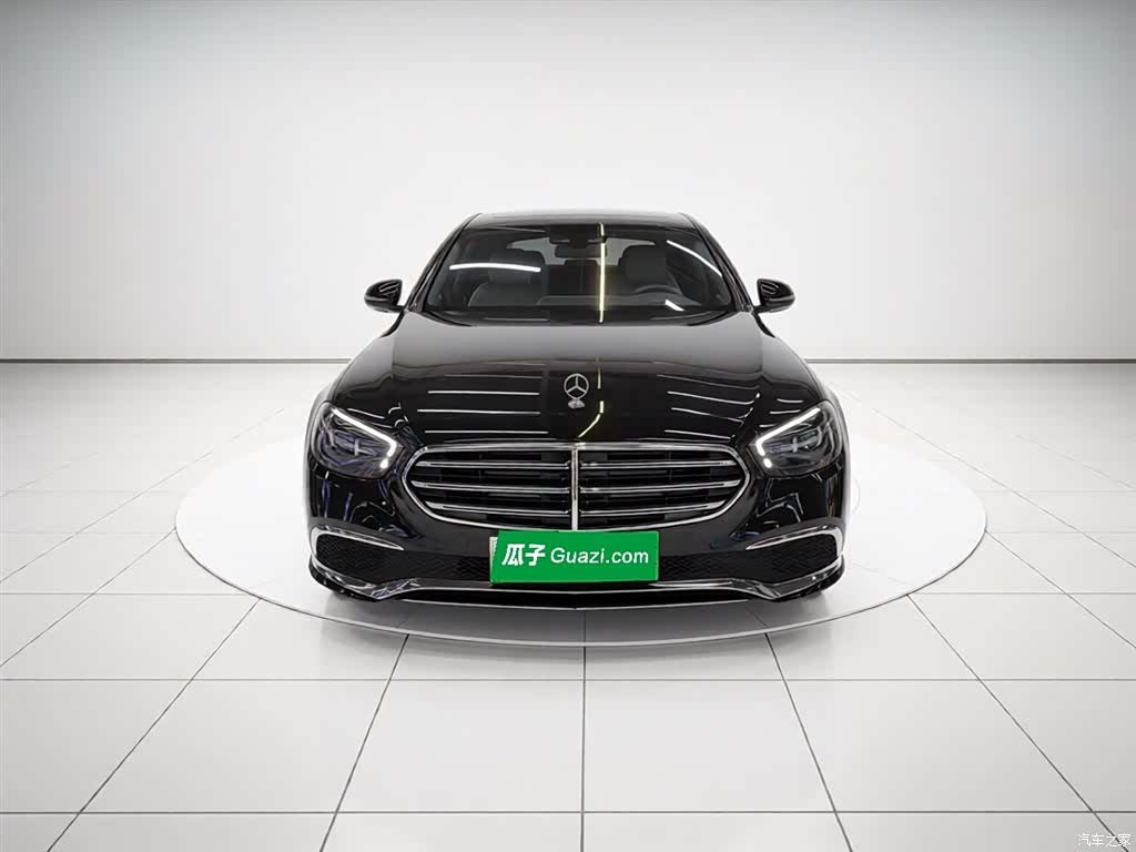 Mercedes-Benz E-Class, 2022 3