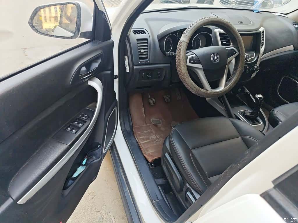 Changan CS35, 2017 12