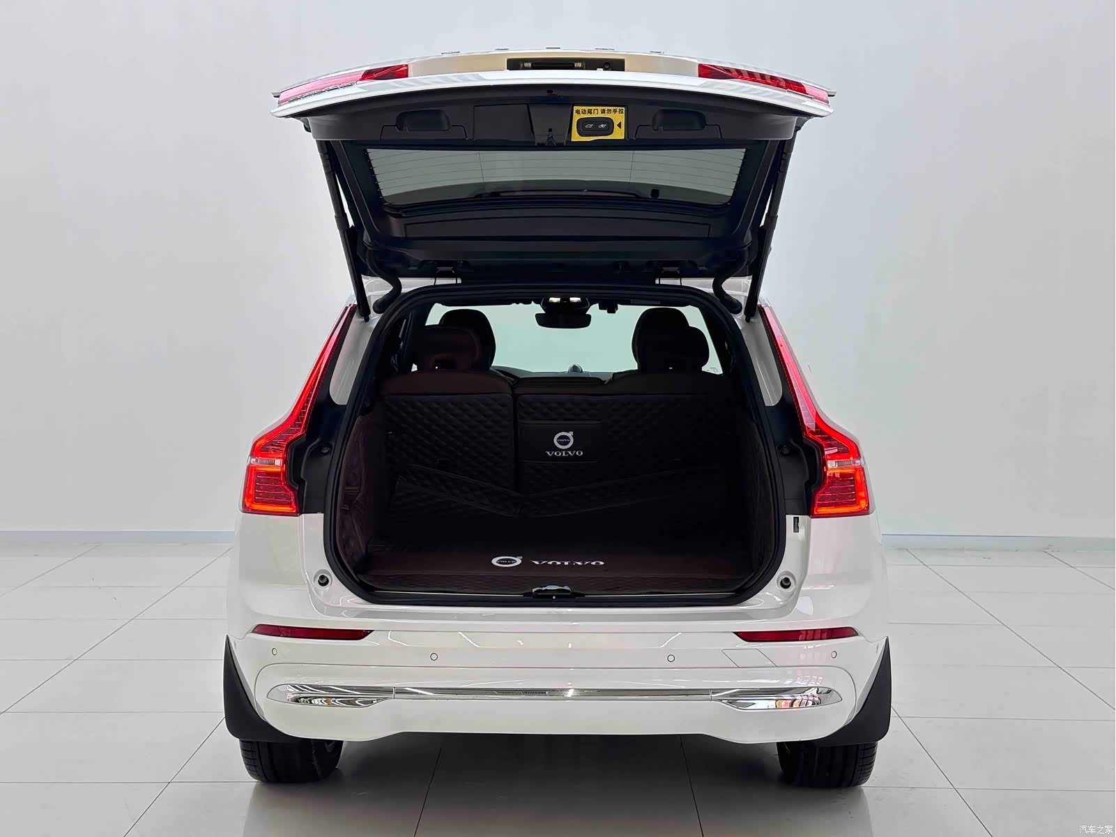Volvo XC60, 2024 8