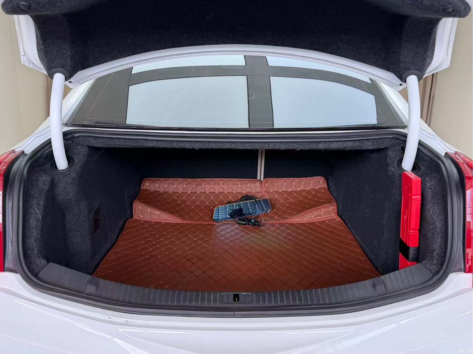 Cadillac XTS, 2016 11