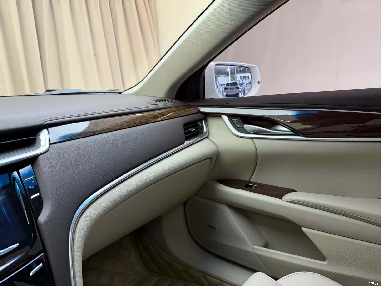 Cadillac XTS, 2016 6