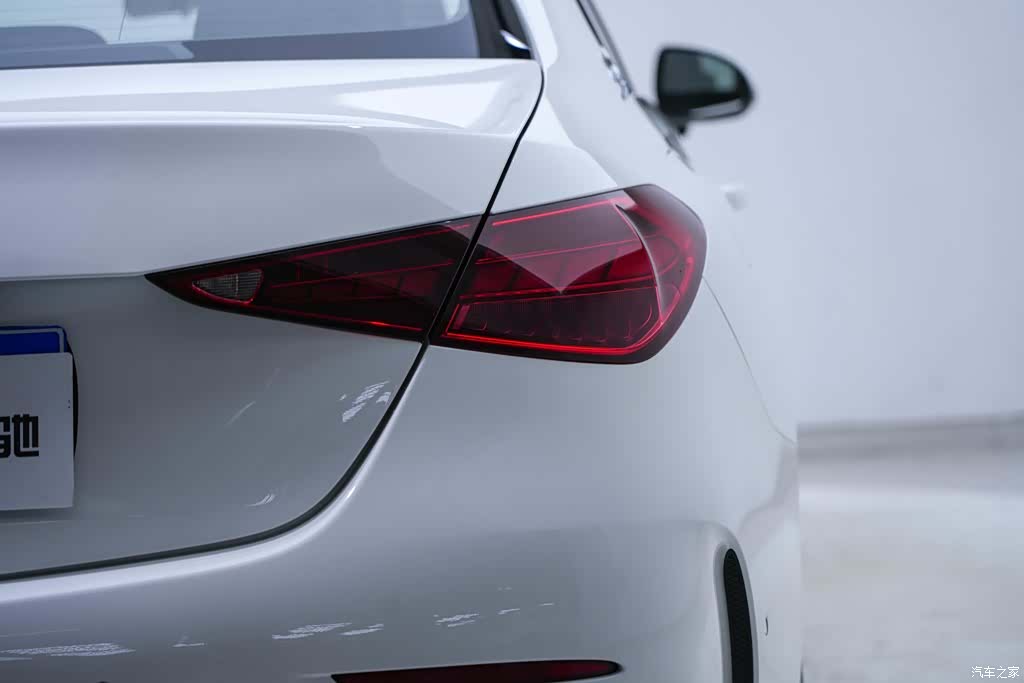 Mercedes-Benz C-Class, 2022 10