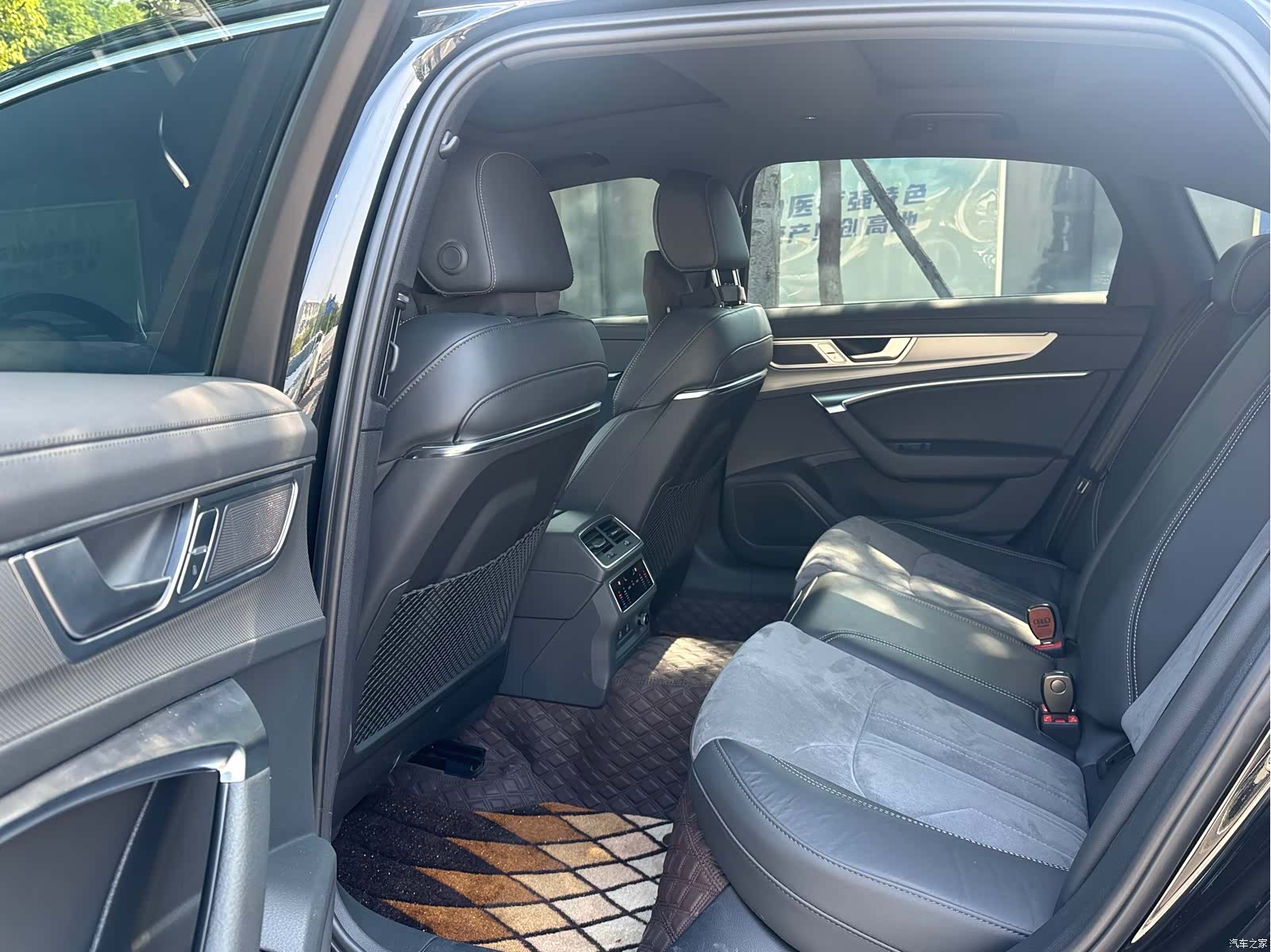 Audi A6L, 2024 8