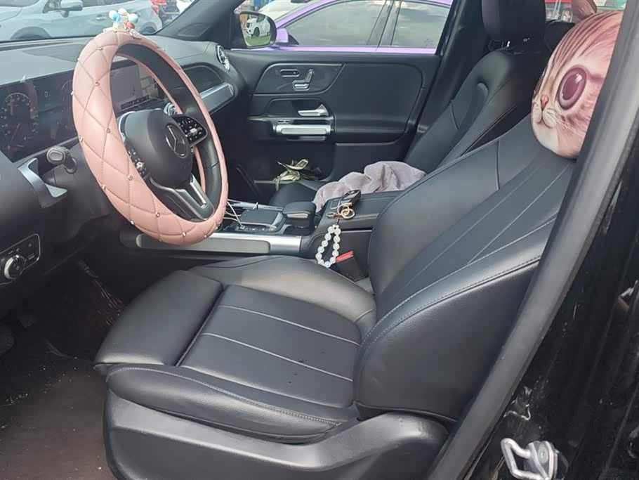 Mercedes-Benz GLB Mercedes-Benz GLB