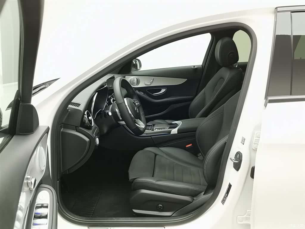 Mercedes-Benz C-Class, 2021 10