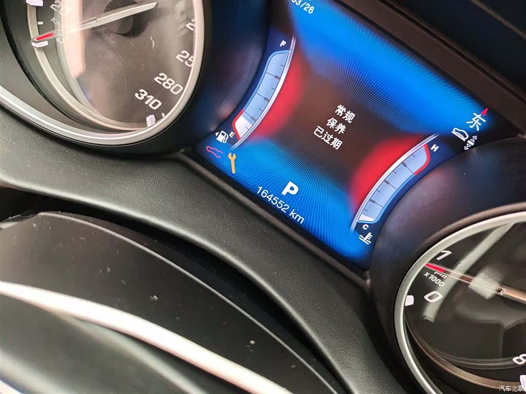 Maserati Levante, 2017 все фото