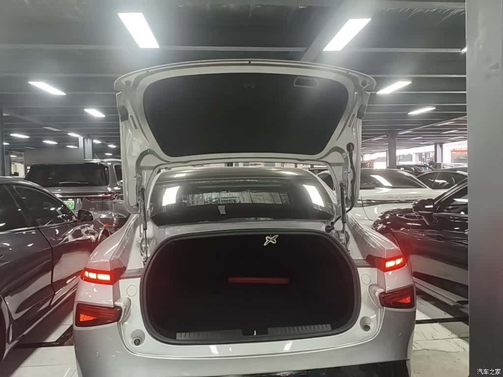 Xpeng P7, 2023 19