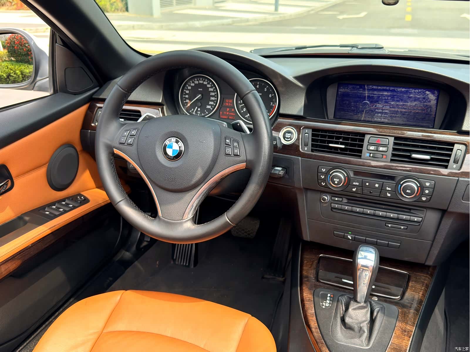 BMW 3 Series, 2012 10