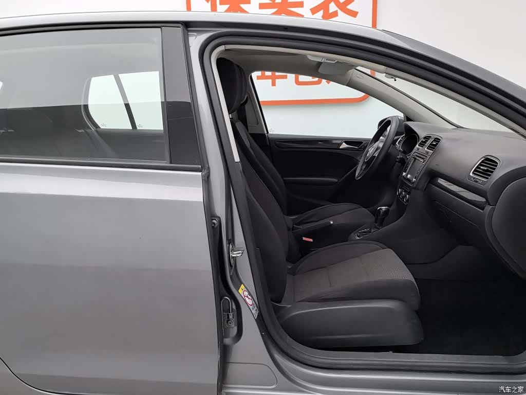 Volkswagen Golf, 2011 23