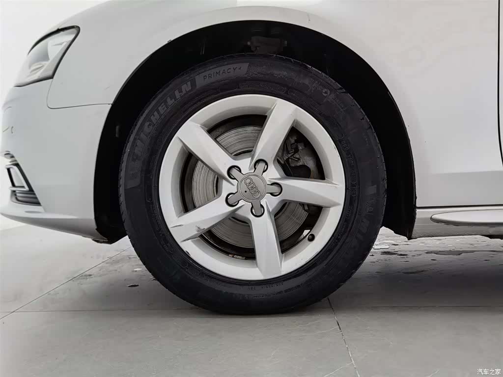 Audi A4L, 2013 17