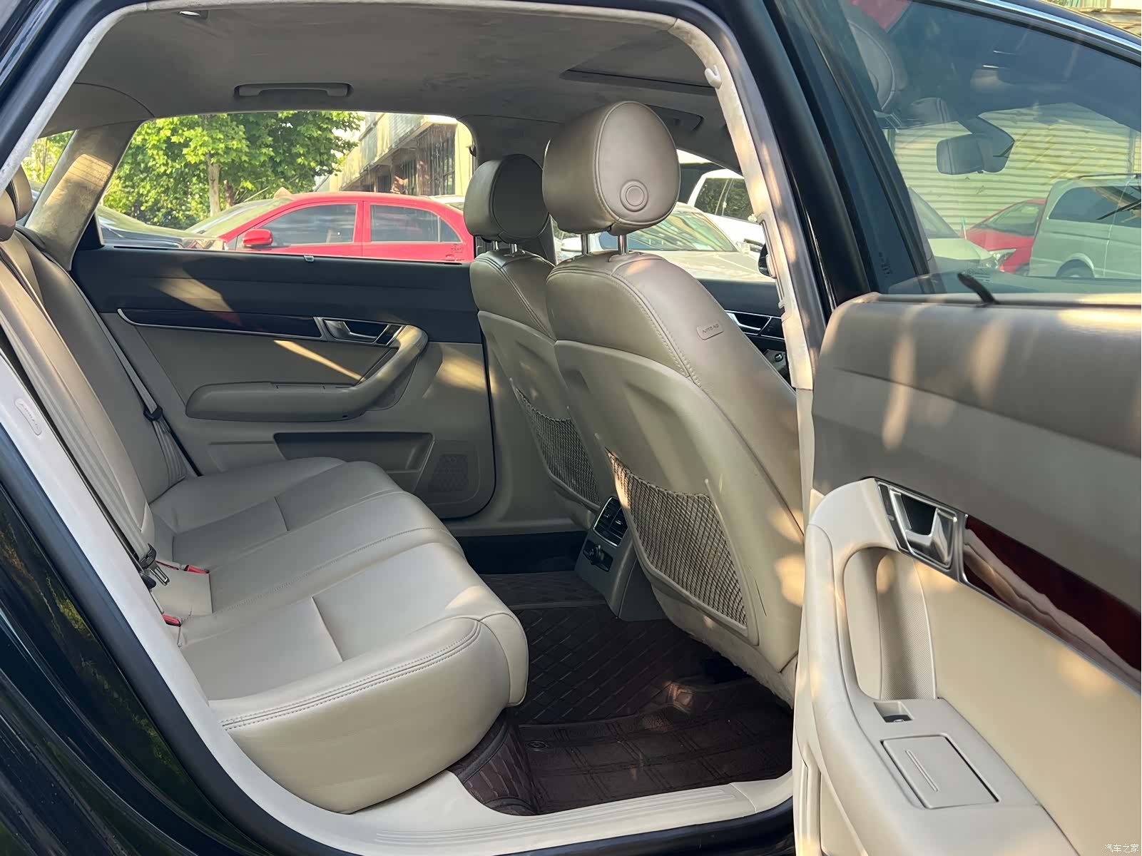 Audi A6L, 2012 11