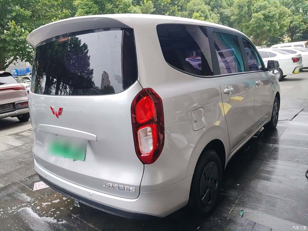 Wuling Hongguang, 2025 7