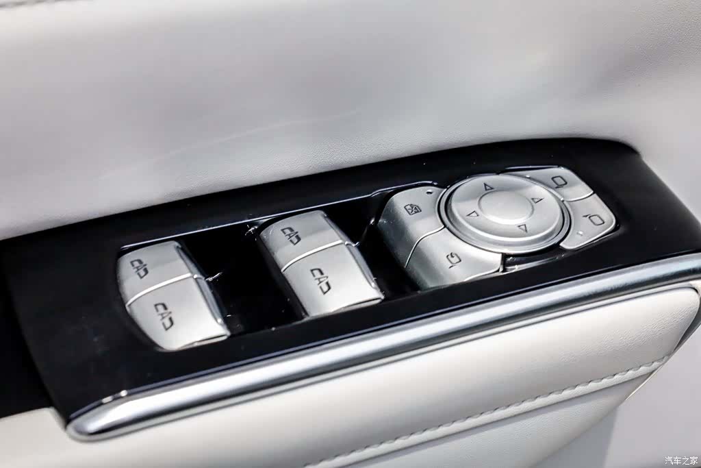 Buick GL8, 2024 32