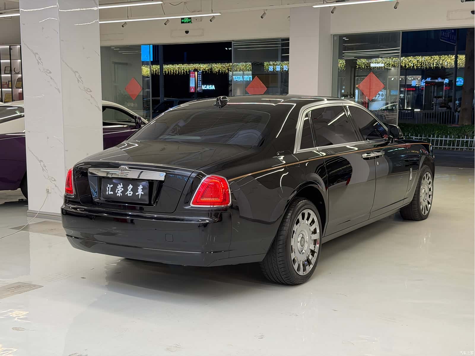 Rolls-Royce Ghost, 2018 13