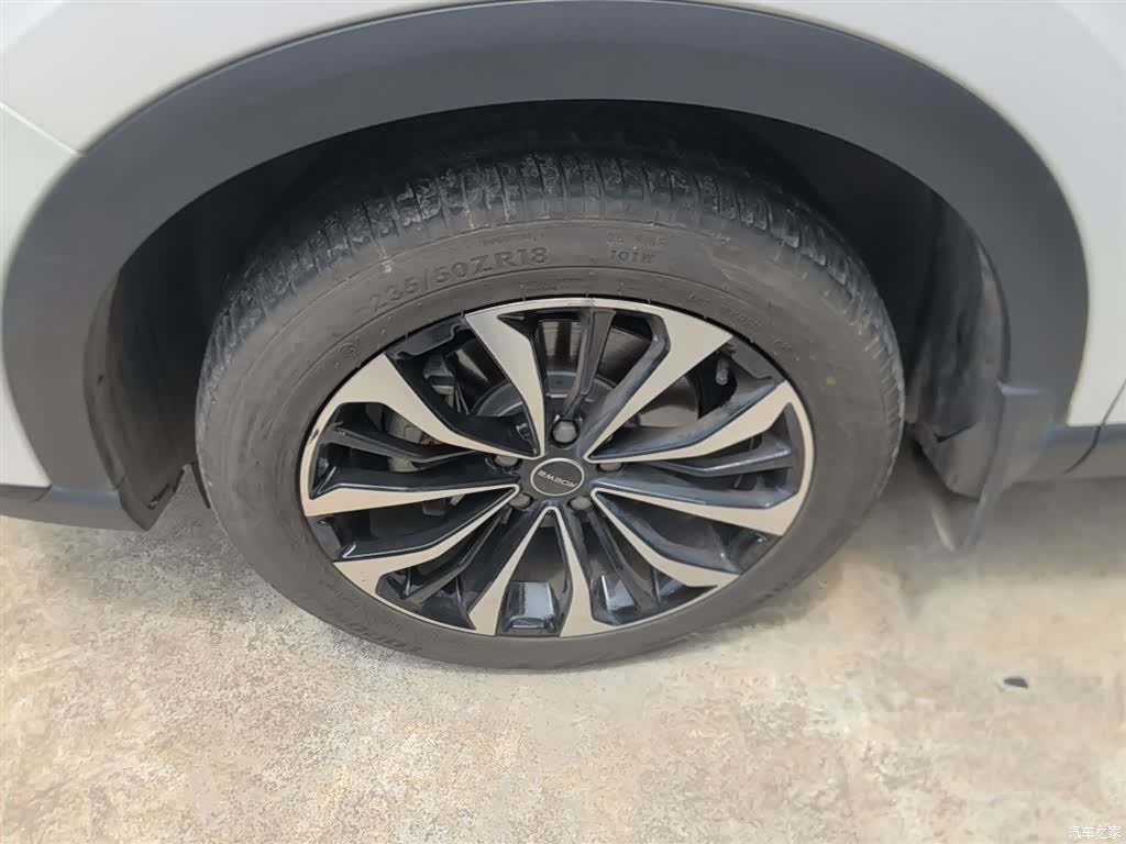 Roewe RX5, 2021 23