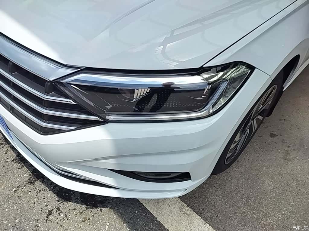 Volkswagen Sagitar, 2022 24