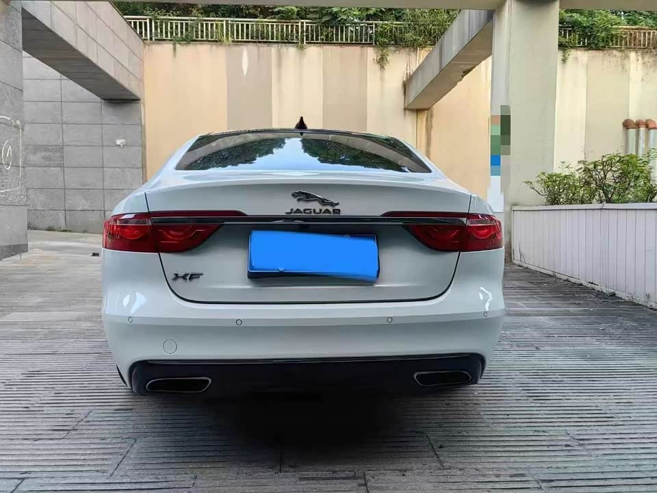 Jaguar XFL Jaguar XFL