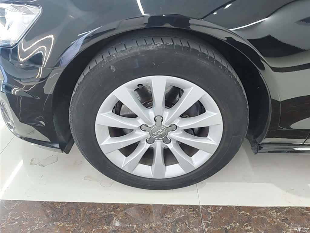 Audi A6L, 2016 23