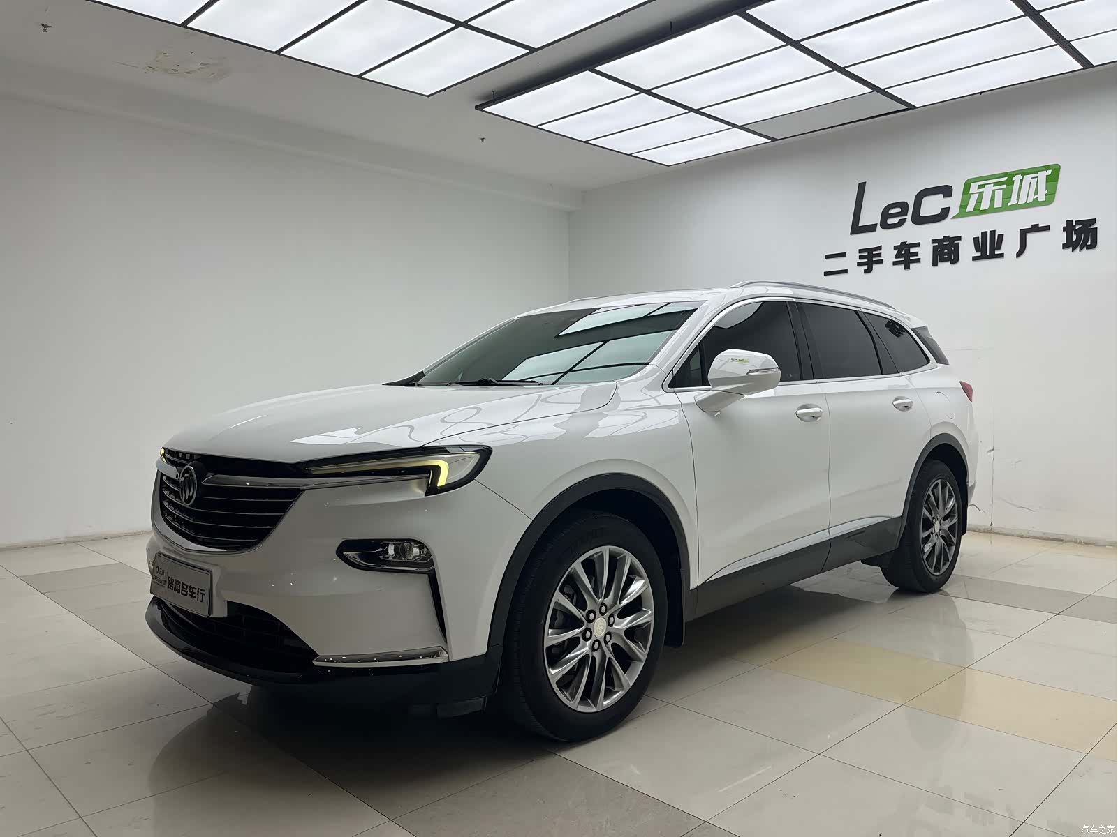 Buick Enclave, 2021 2