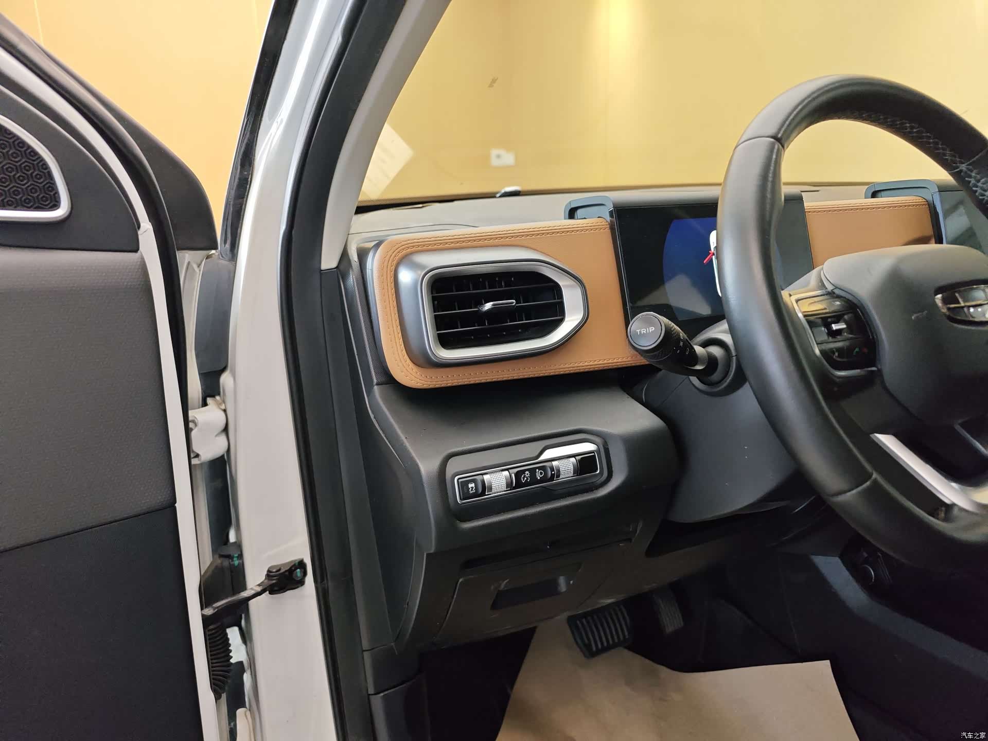 Geely Icon, 2021 12