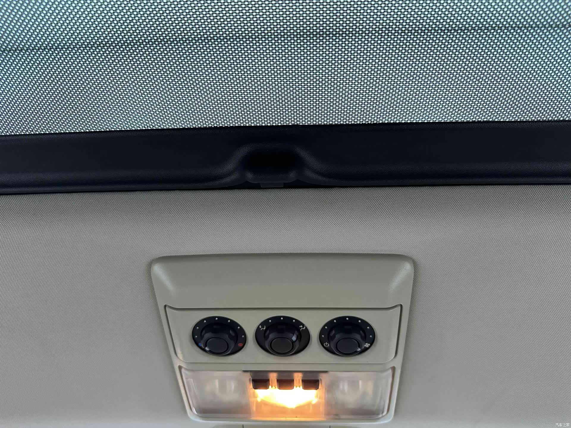 Land Rover Discovery, 2015 6