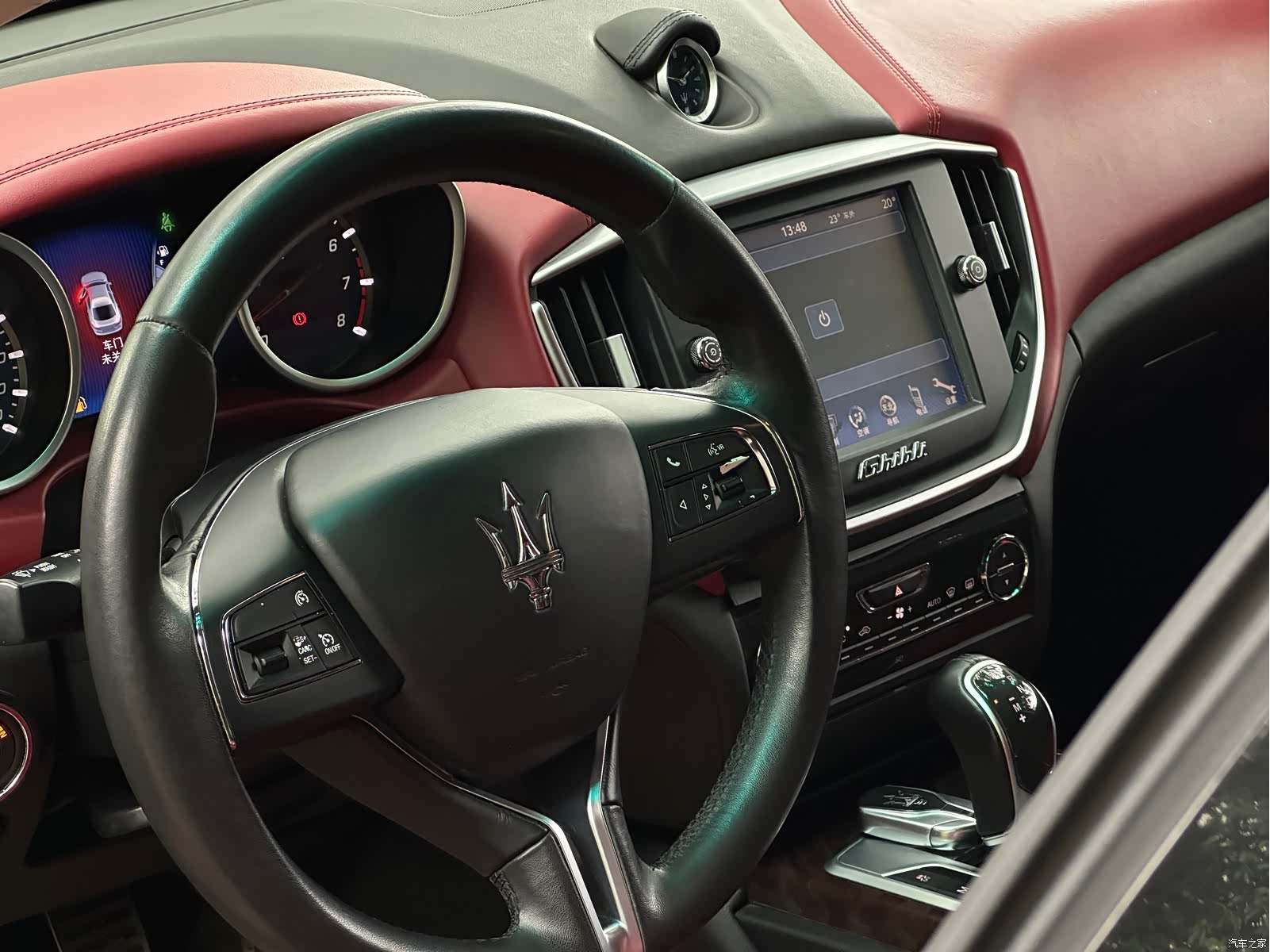 Maserati Ghibli, 2016 6