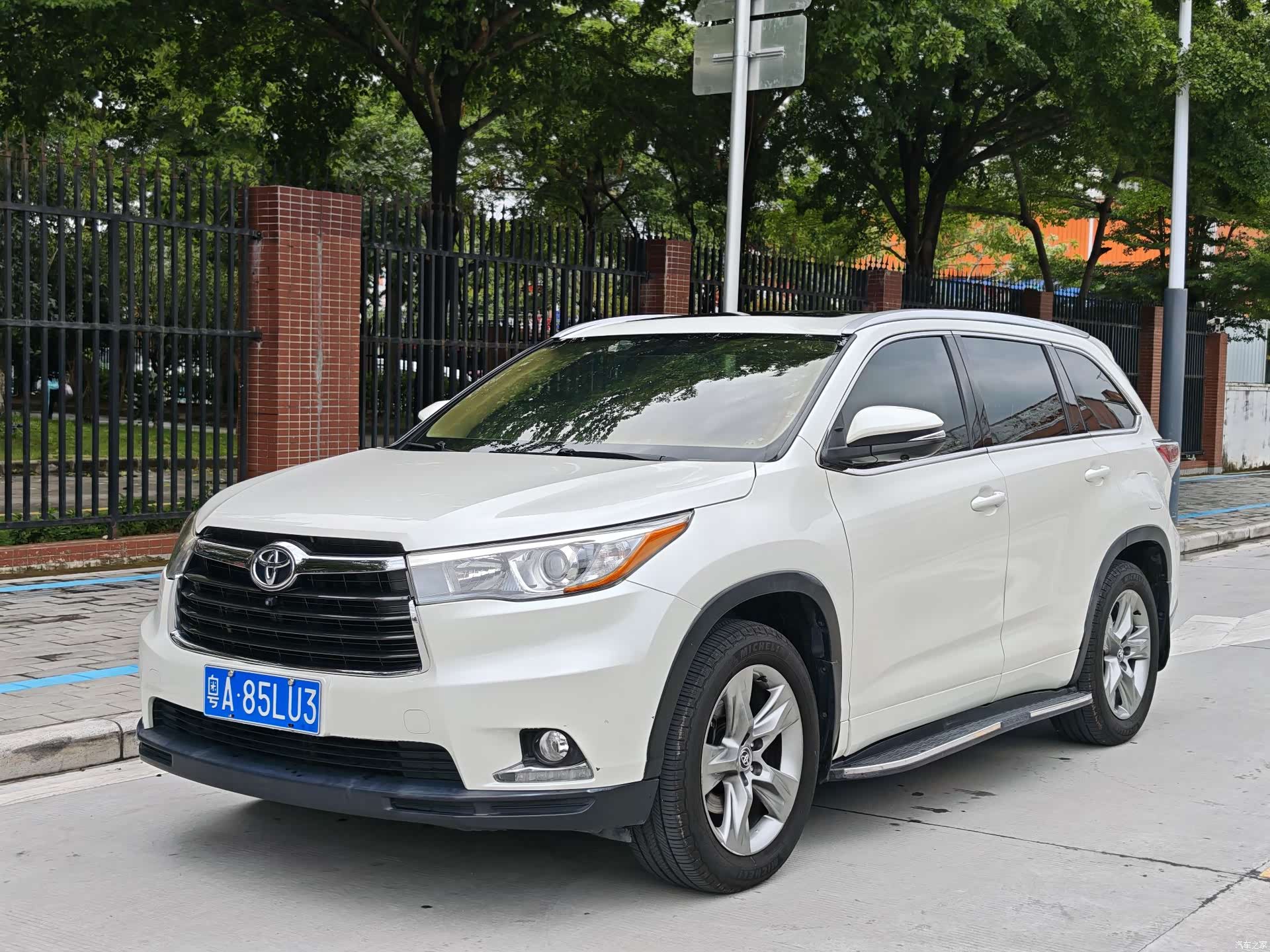 Toyota Highlander, 2015 1