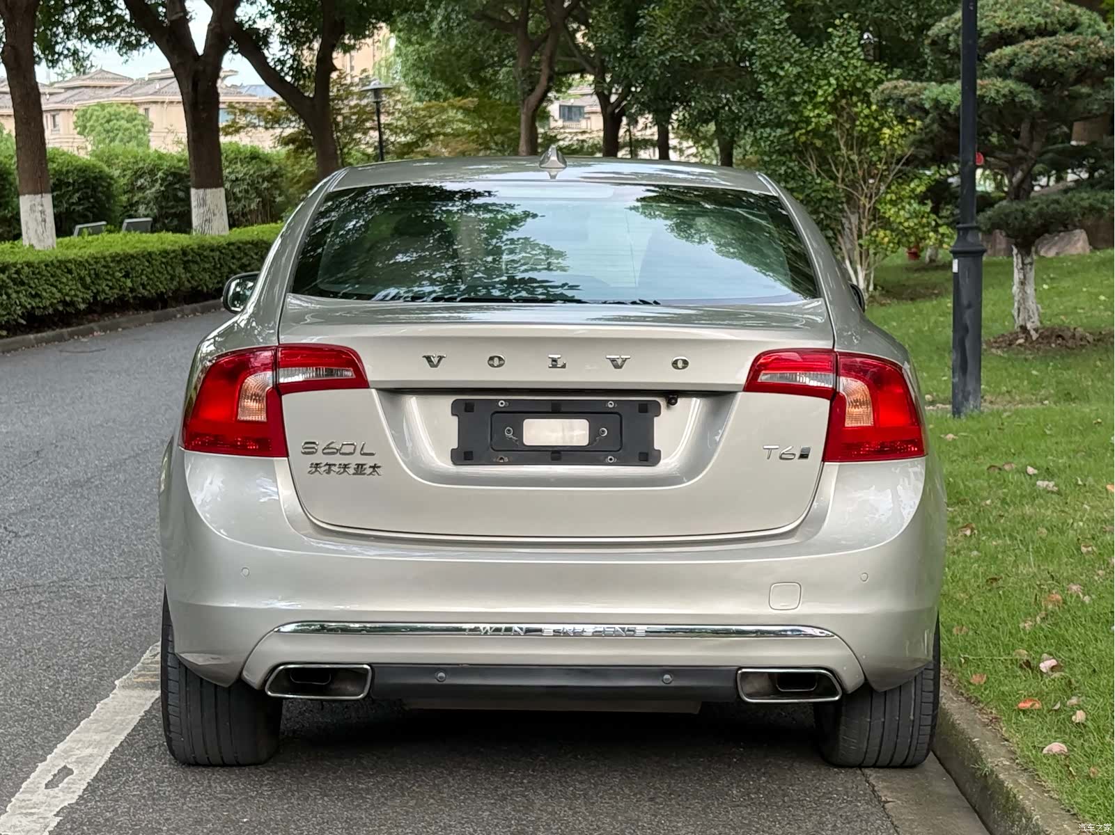 Volvo S60, 2016 все фото