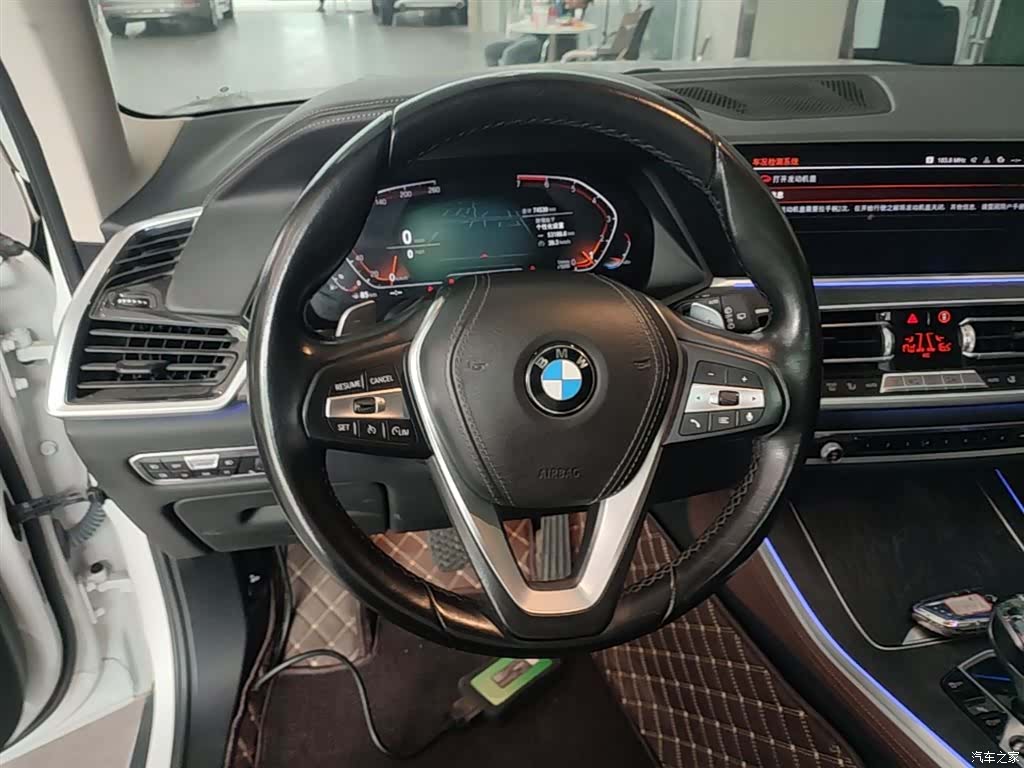BMW X5, 2021 11