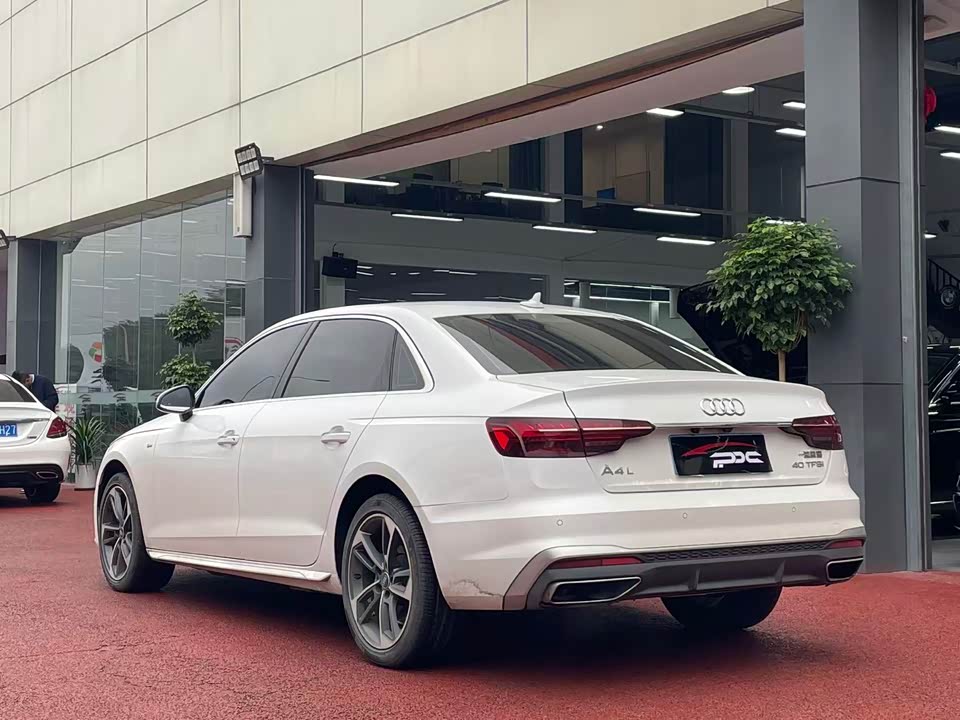 Audi A4L