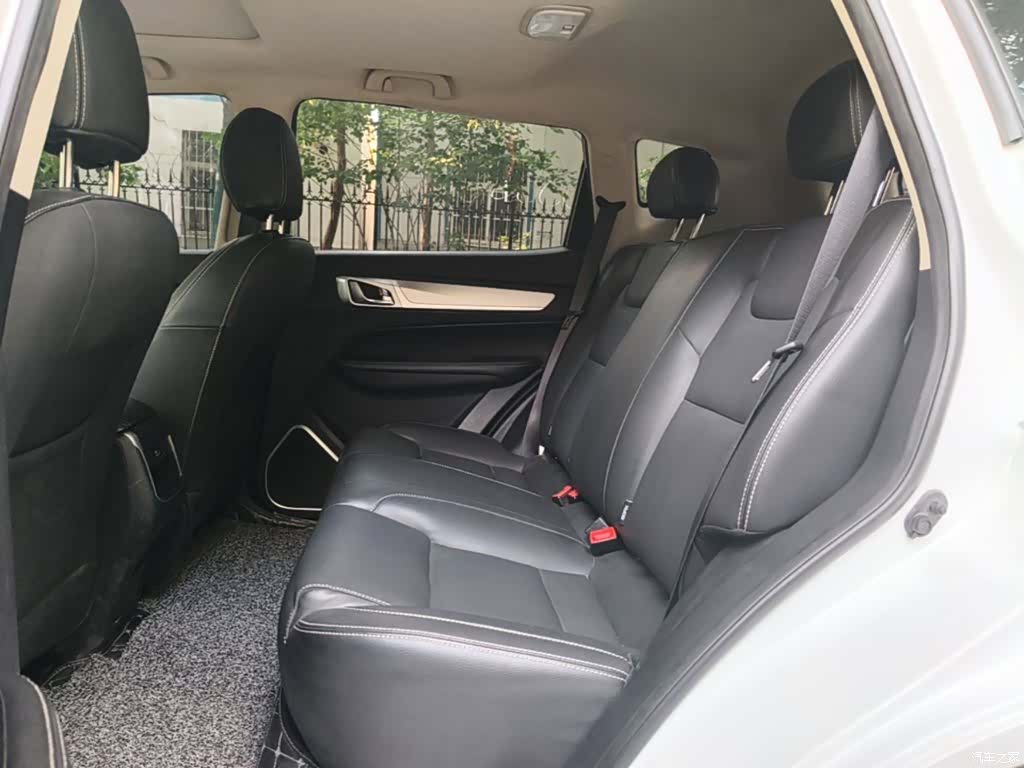 Geely X6, 2019 17