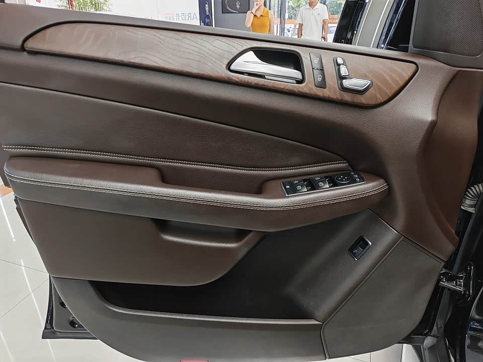 Mercedes-Benz GLE Mercedes-Benz GLE