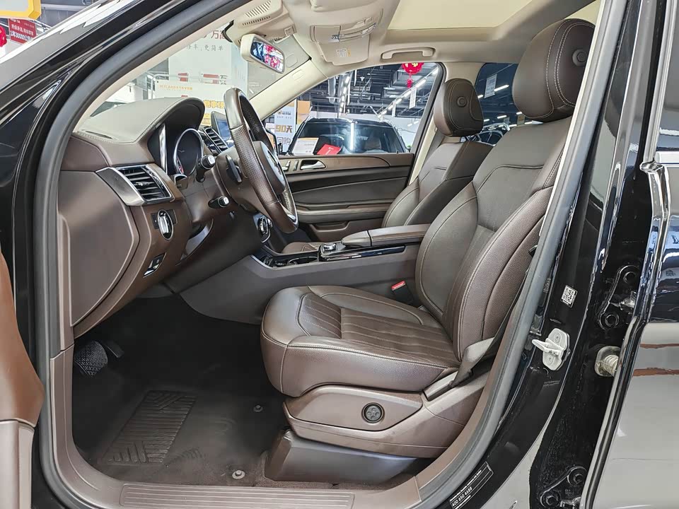 Mercedes-Benz GLE Mercedes-Benz GLE
