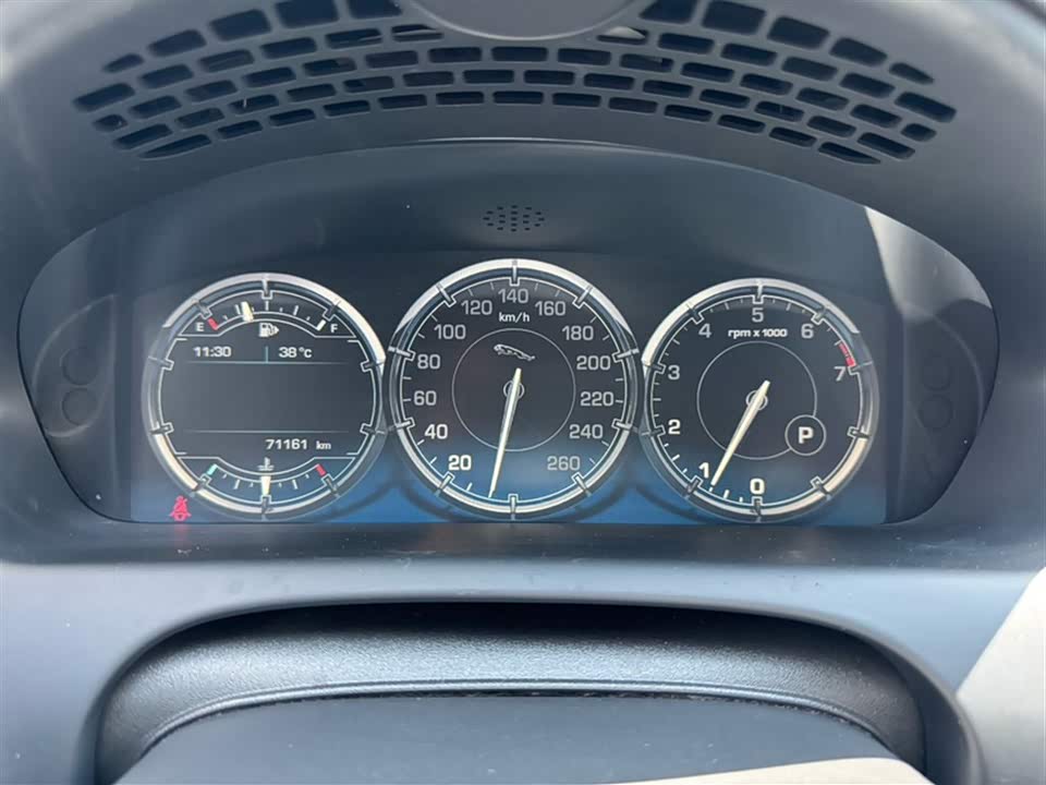 Jaguar XJ Jaguar XJ
