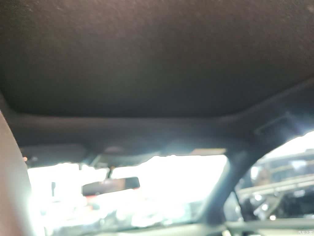 Lincoln MKC, 2019 18