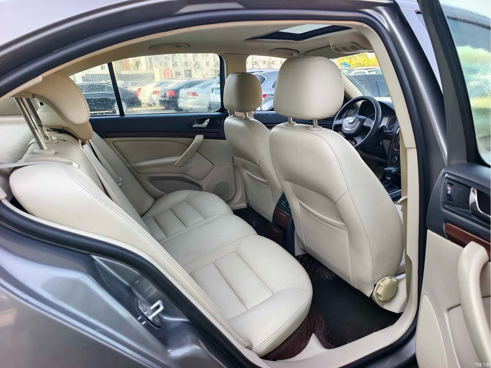 Skoda Octavia, 2010 16