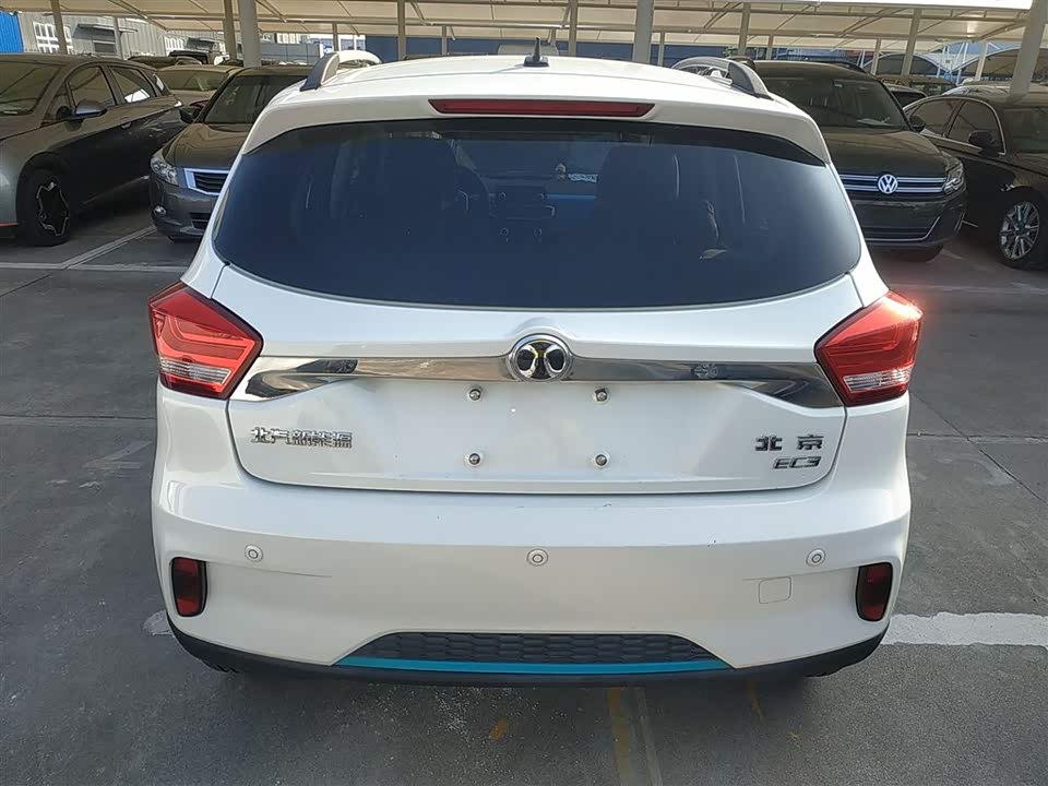 BAIC EC3