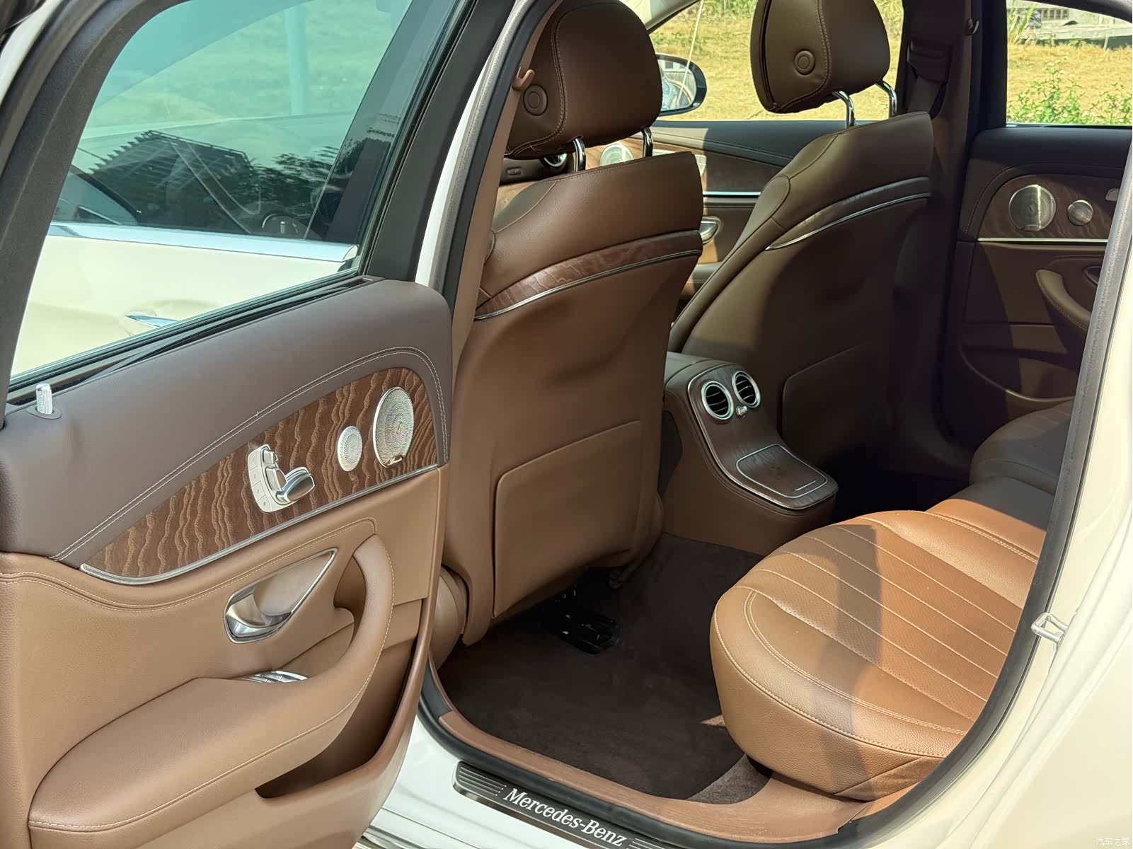 Mercedes-Benz E-Class, 2021 9