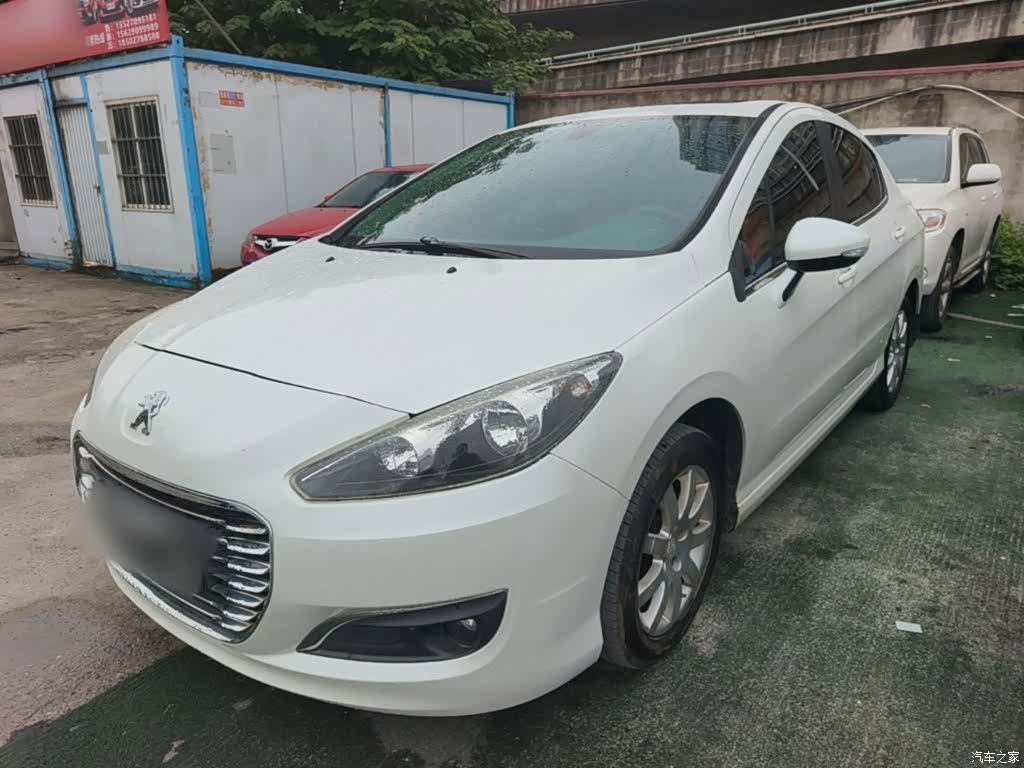 Peugeot 308, 2014 1
