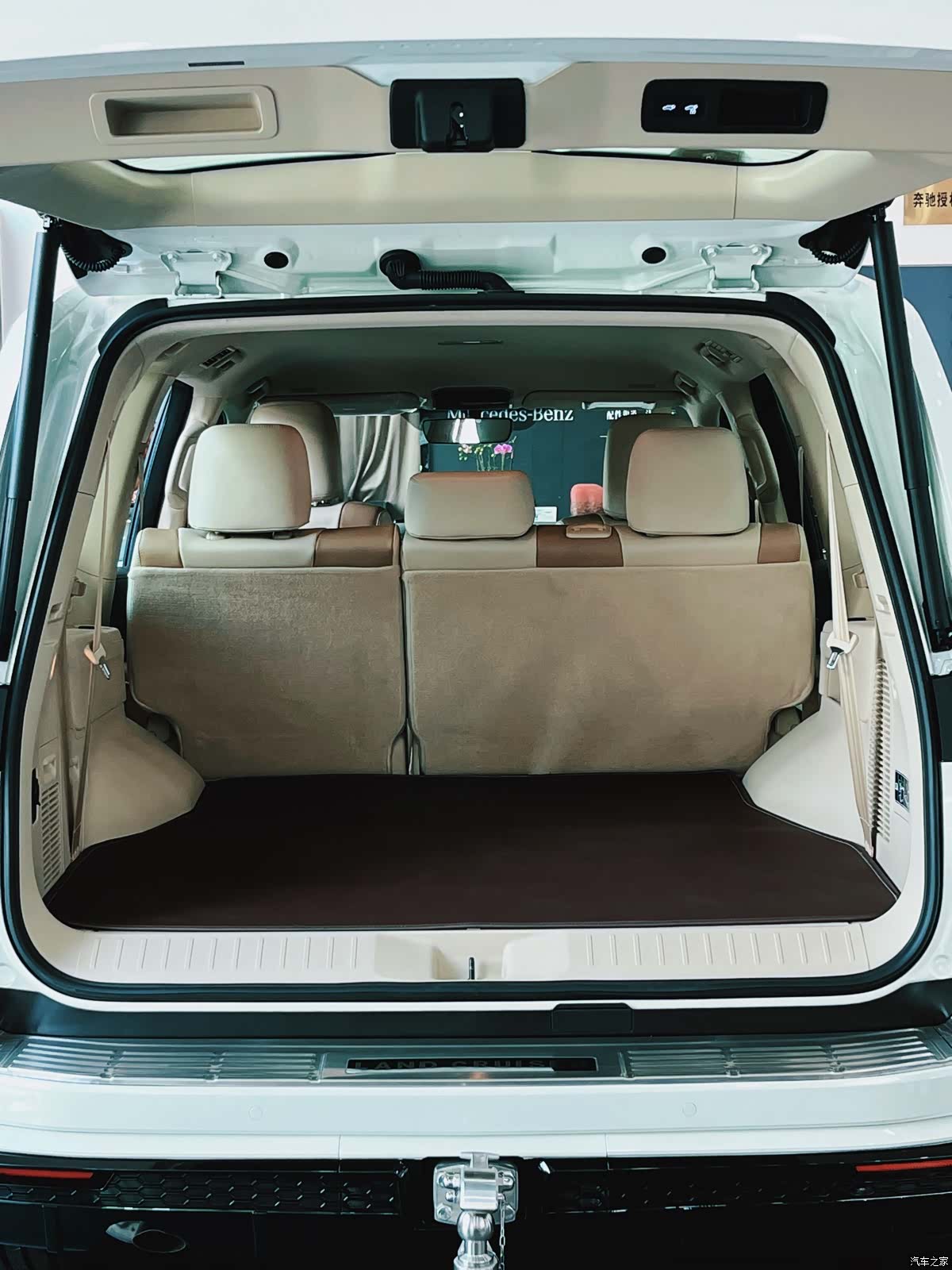 Toyota Land Cruiser, 1900 17