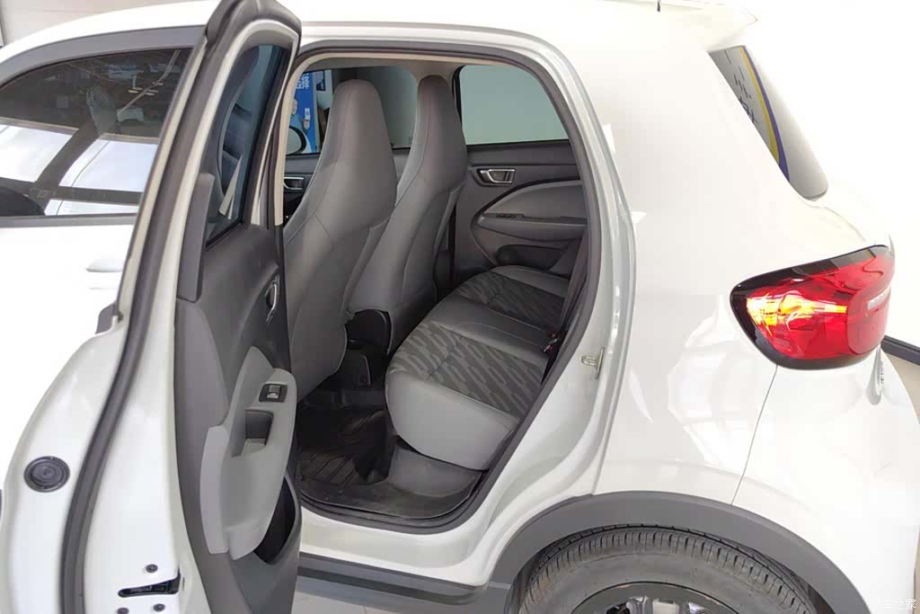 Leapmotor T03, 2025 11