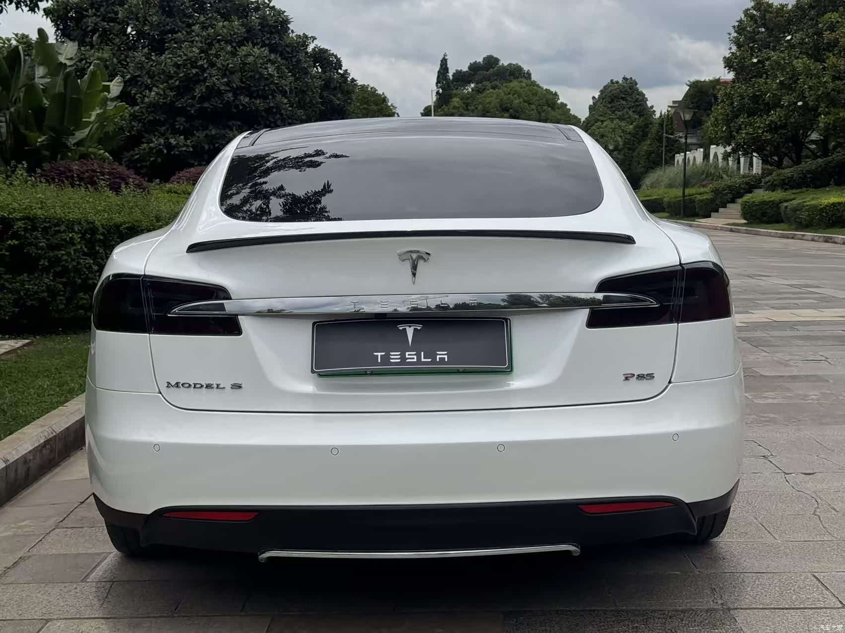 Tesla Model S, 2014 11
