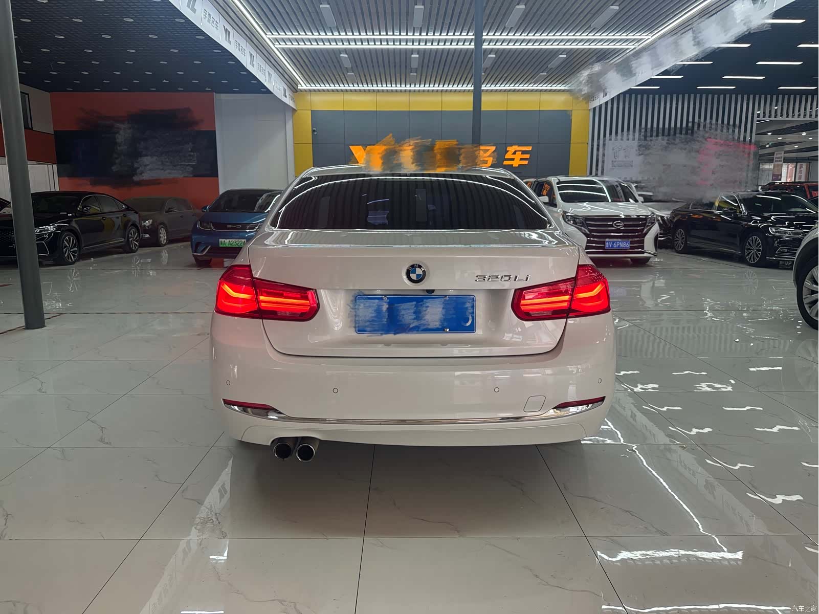 BMW 3 Series, 2017 все фото