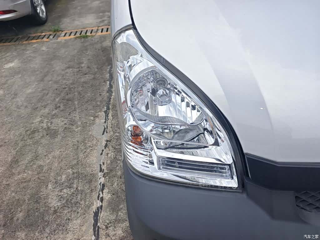 Wuling 1.5LLAR, 2025 13