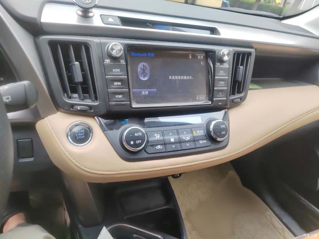 Toyota RAV4, 2018 6