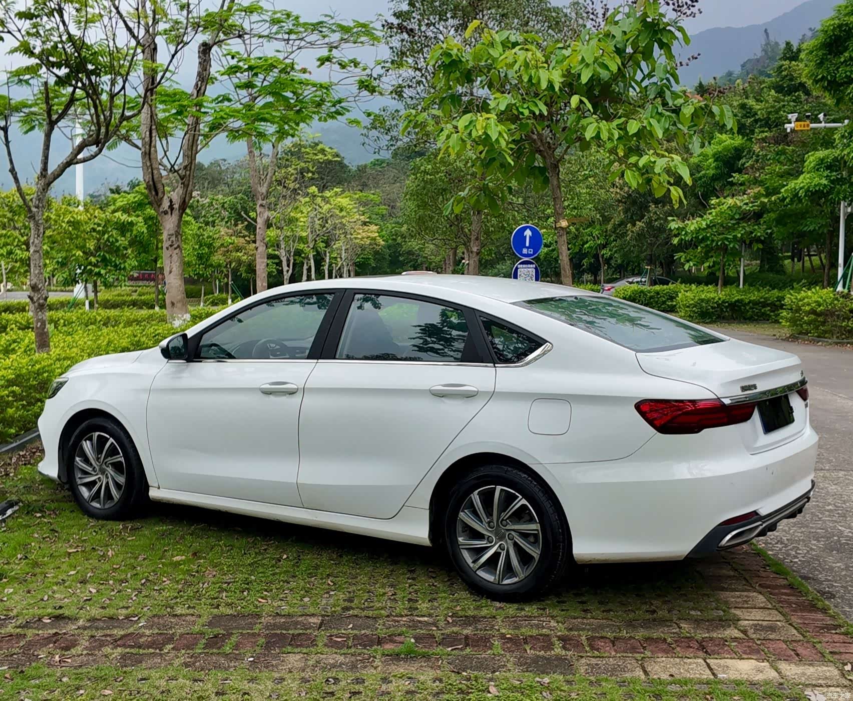 Geely Binray, 2020 9