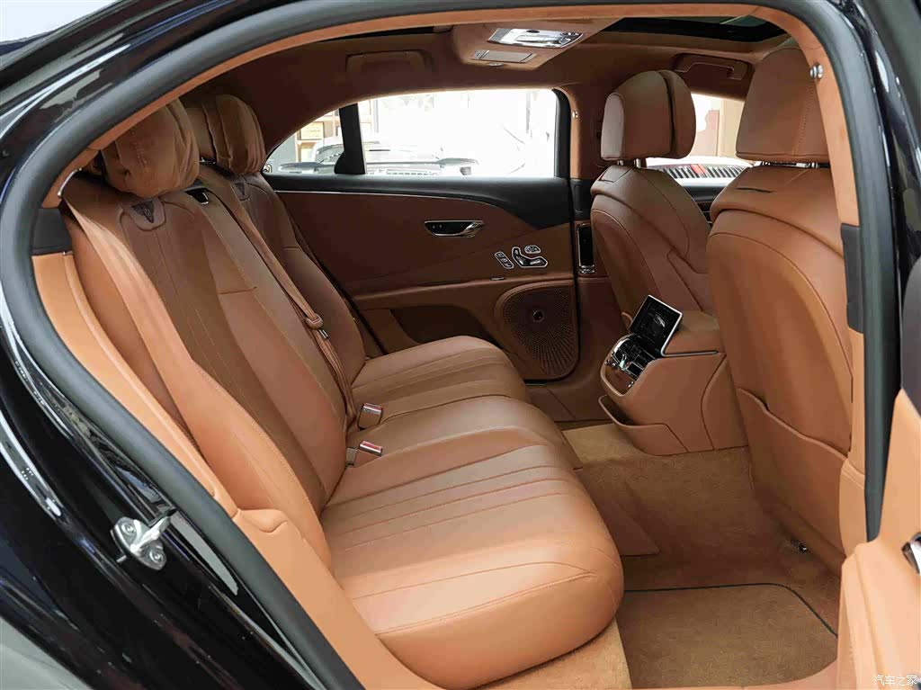 Bentley Flying Spur, 2020 14
