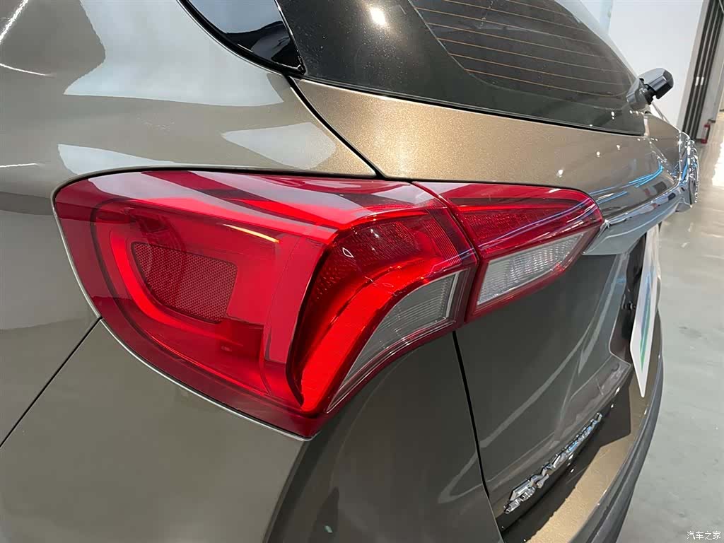 Buick Envision Plus, 2018 35