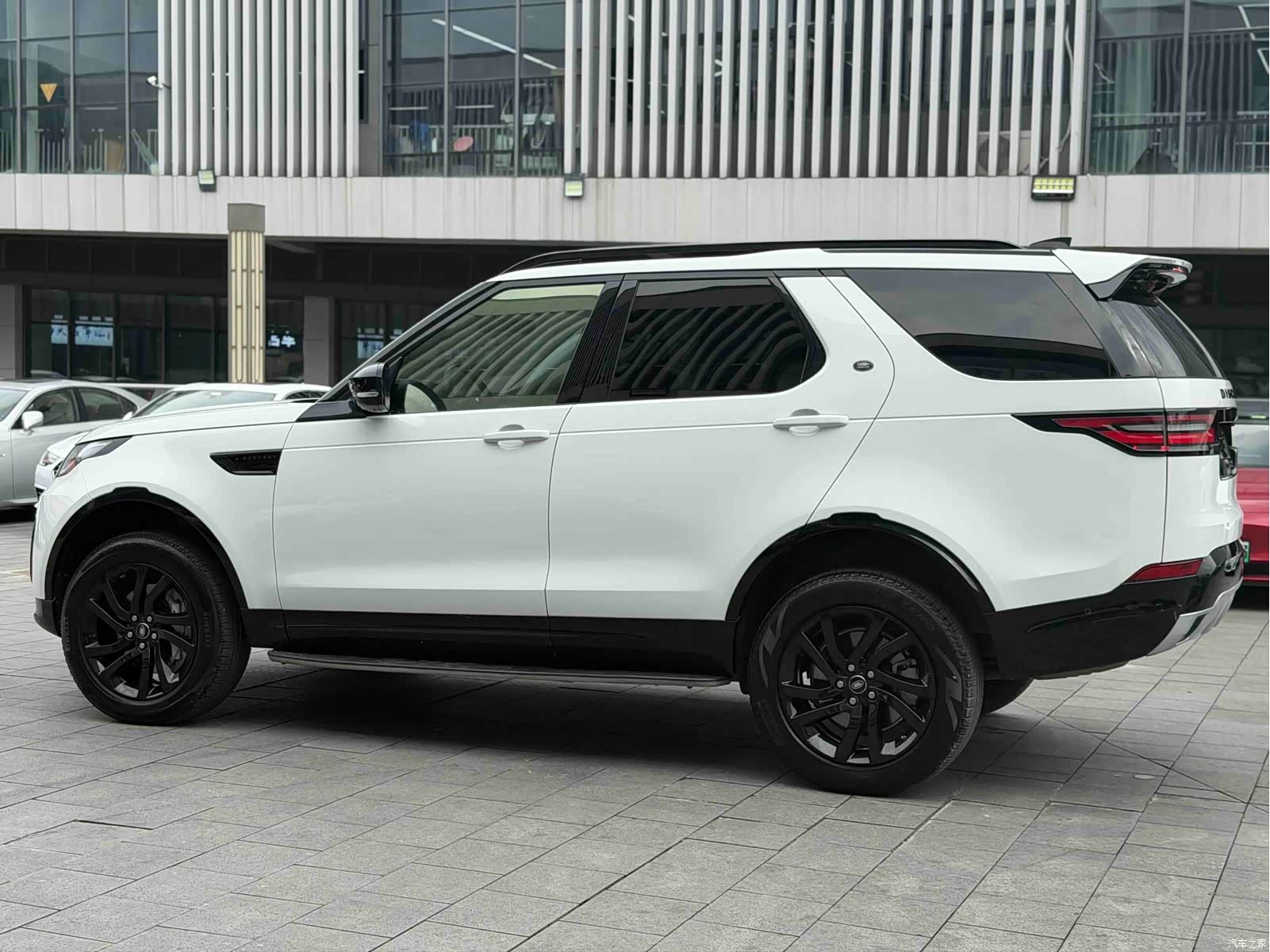 Land Rover Discovery, 2020 14
